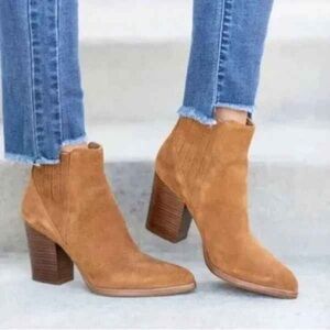 NWOT Marc Fisher LTD Alva Pointy Toe Bootie